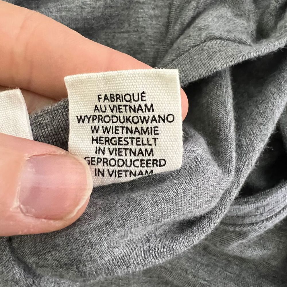 Artisan NY V-Neck Sleeveless Gray Sharkbite Hem Dress Small - Picture 7 of 7